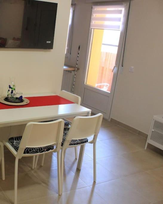 Encanto Celta, Super Centrico Con Parking Incluido อาบีลา ภายนอก รูปภาพ