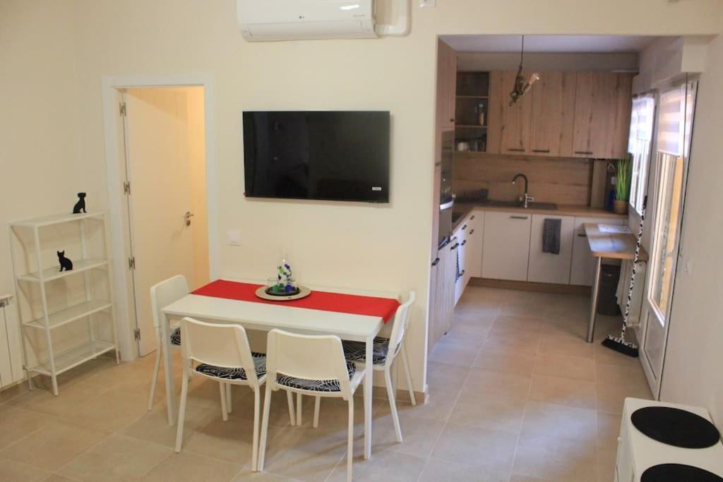 Encanto Celta, Super Centrico Con Parking Incluido อาบีลา ภายนอก รูปภาพ